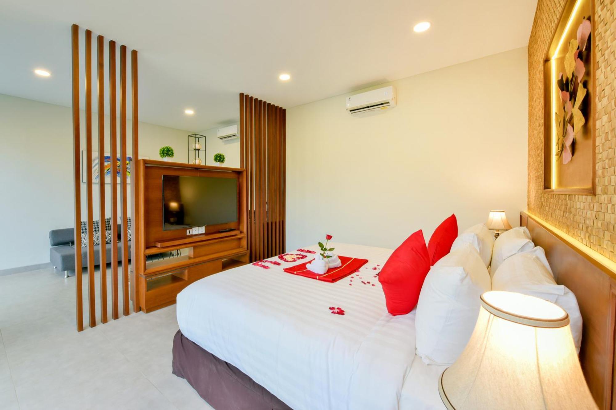 Honeymoon Package at One Bedroom Villa with Private Pool